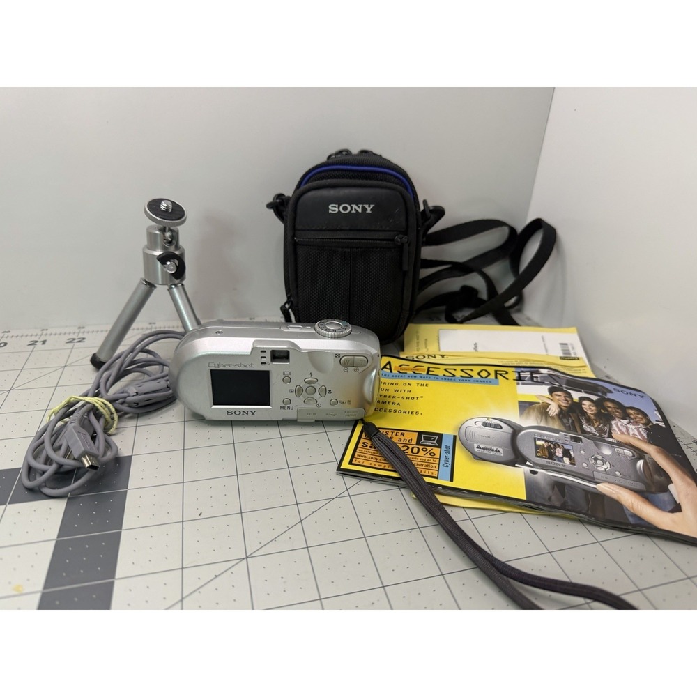 Sony Cyber-shot DSC-P73 4.1MP Digital Camera Silver Bundle Tripod Case